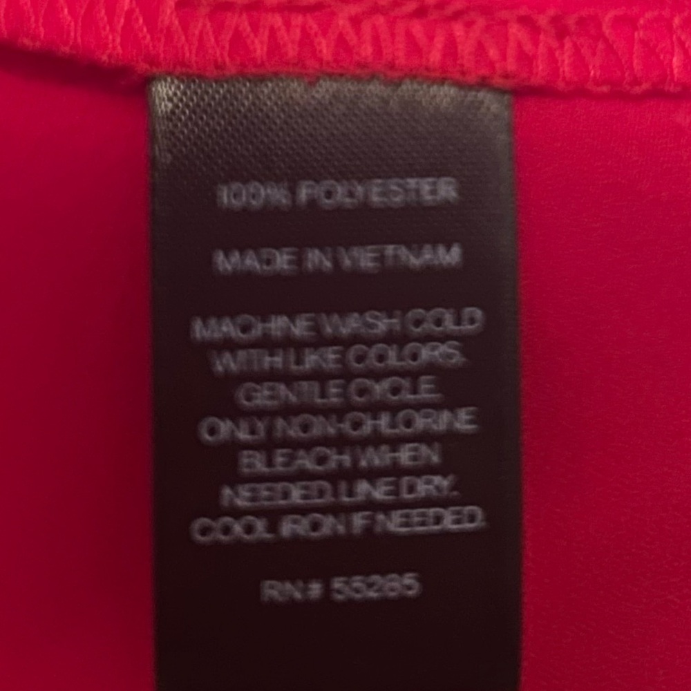 Express Cold Shoulder Large Red Ruffled Top - Picture 5 of 6